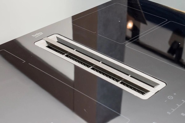 Bếp từ Beko 4 vùng nấu HIXI 84700 UF
