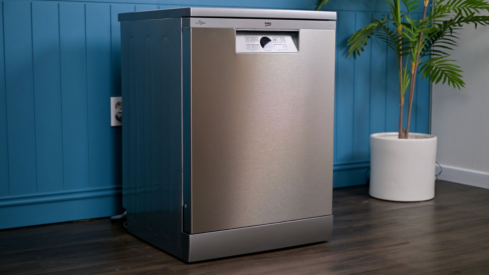 Máy rửa bát Beko BDFN26430XC