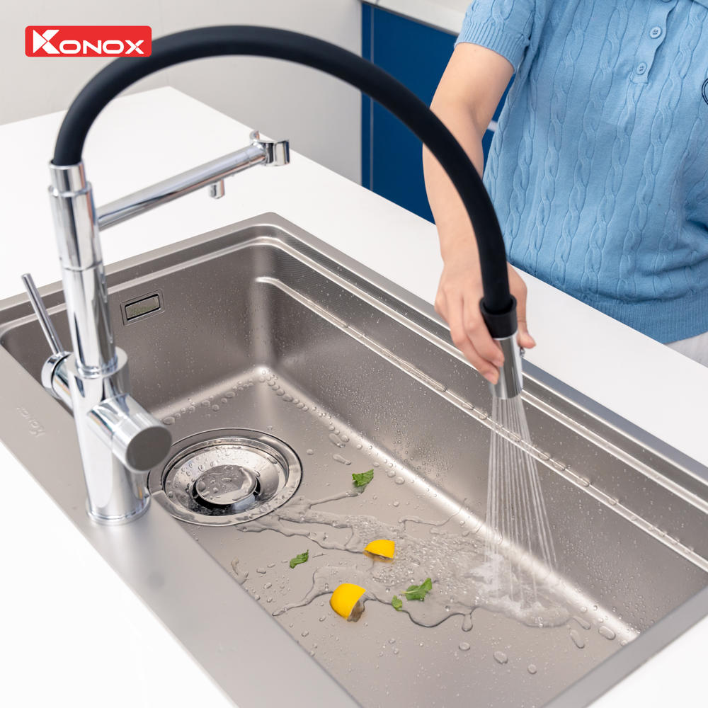 Vòi rửa bát thân mềm 3 đường nước Konox Combi Chrome