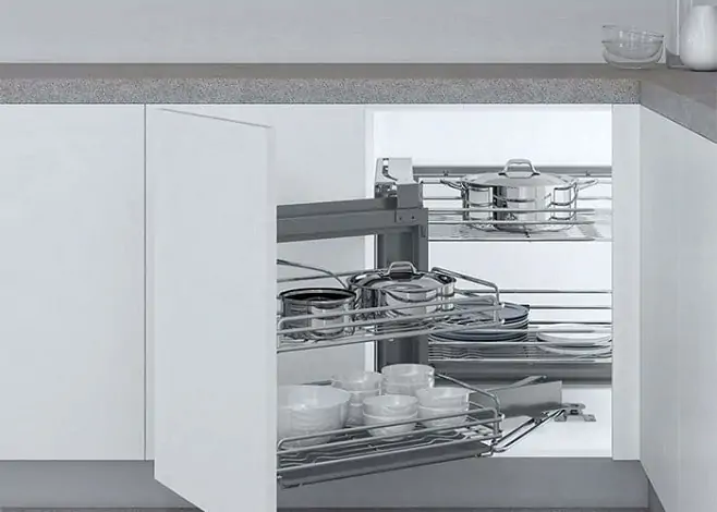 Giá góc liên hoàn inox 304 nan Oval Eurogold EPV101 (trái)